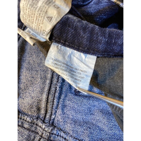 Gloria Vanderbilt, Blue Denim Jeans, Size 18 Excellent Condition Preowned - Picture 9 of 10